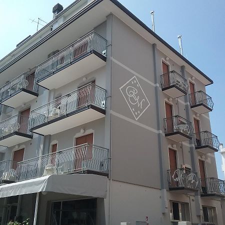 Residence Madrid Lido di Jesolo Exterior photo